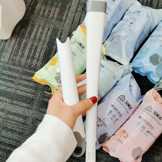 宝家洁一次性马桶刷套装（主杆+底座+刷头64枚） 商品图2